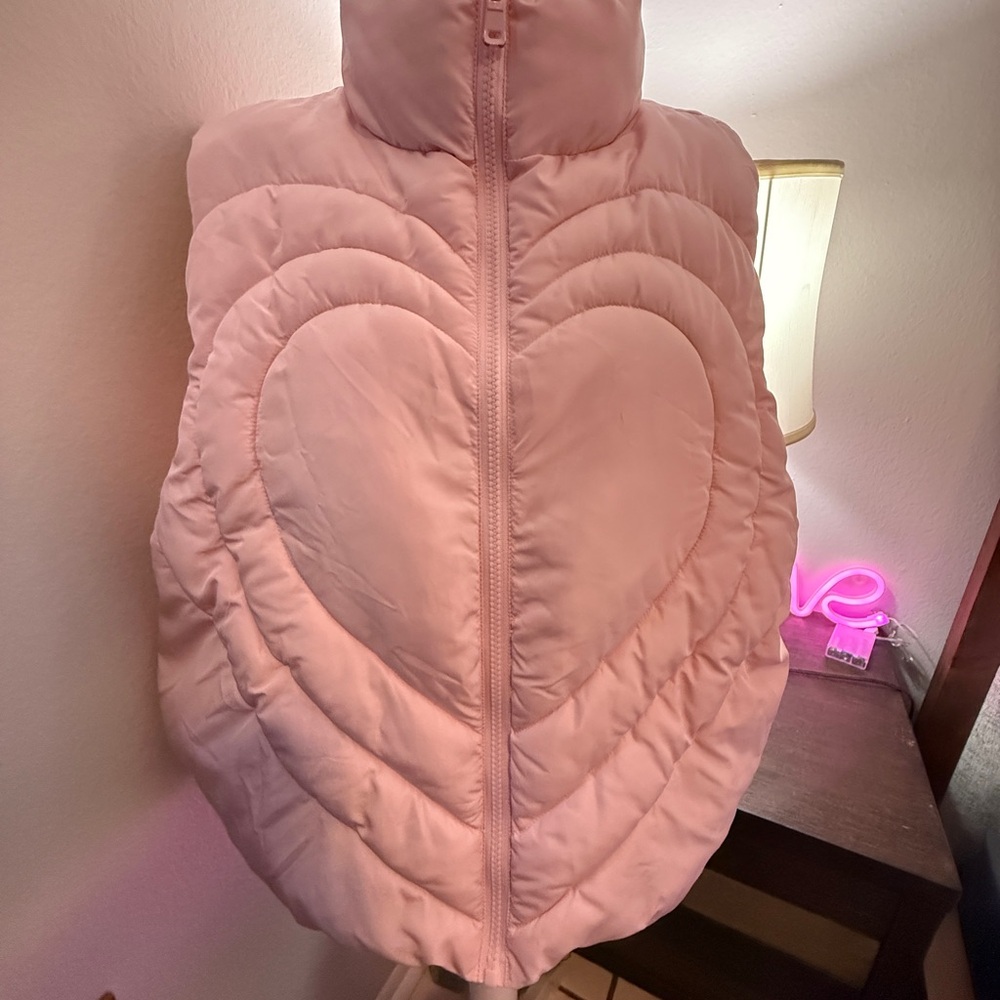 No Boundaries Pink Puffer Jacket Heart Quilted Design